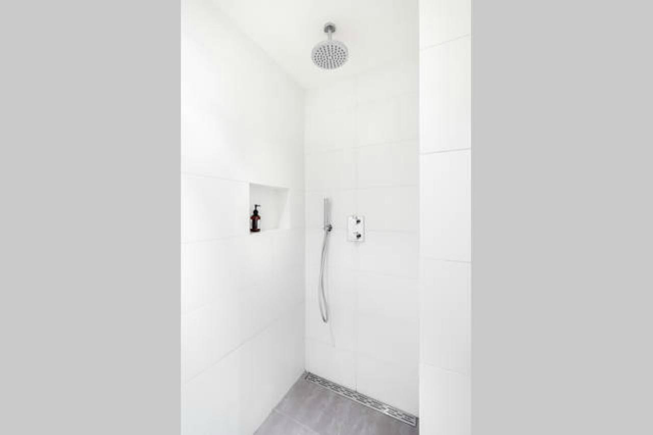 Tiny House De Oude Berg Villa แบร์เคน ภายนอก รูปภาพ